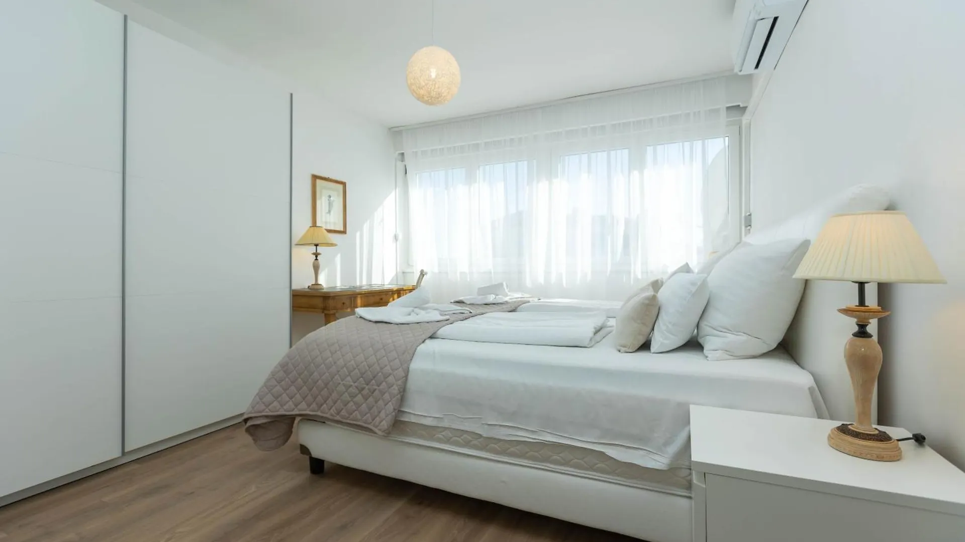 Mirna One Bedroom Apartment Near Old Town Zadar