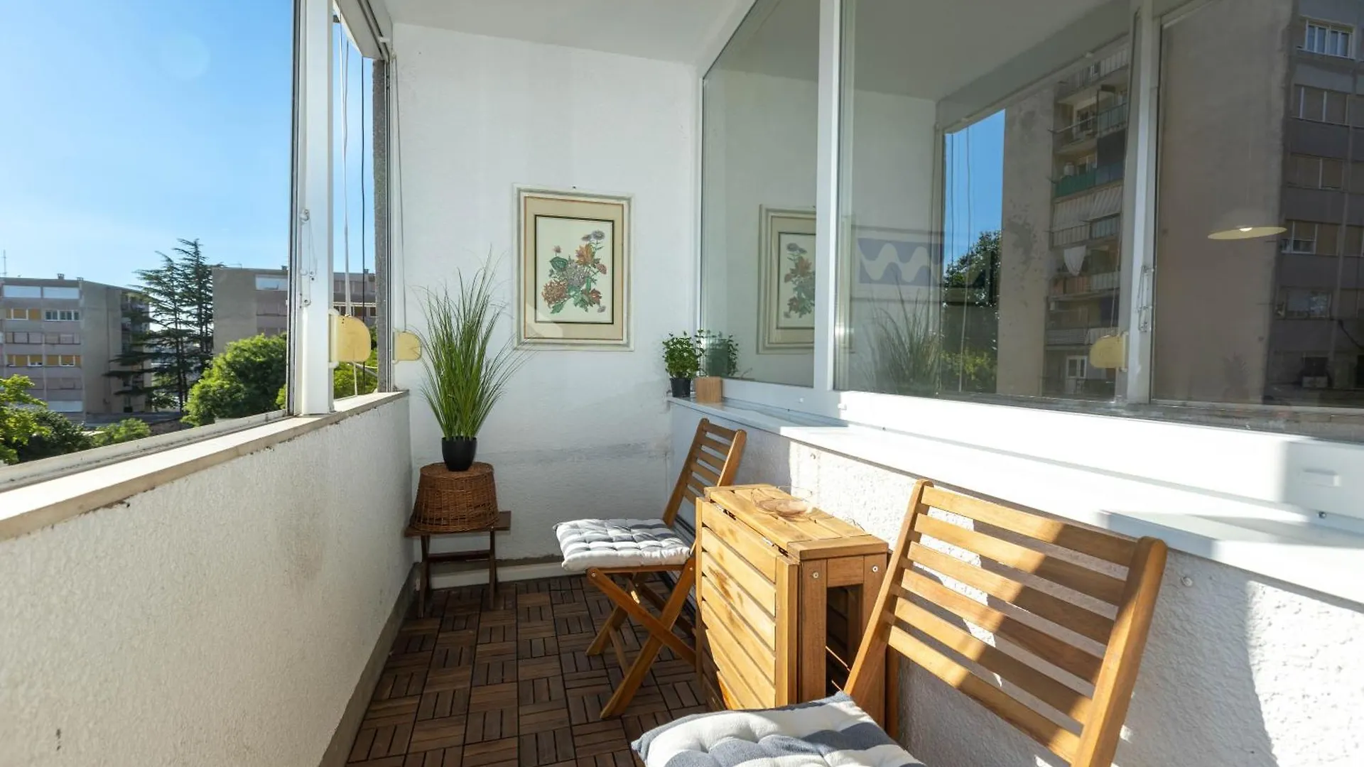 Mirna One Bedroom Apartment Near Old Town Zadar